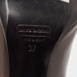 Marc by Marc Jacobs Grey Leather and Velvet V Ankle Length Boots Size 37