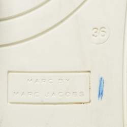 مملوكة مسبقًا حذاء رياضي مارك باي مارك جايكوبس سليب أون جلد بيثون منقوش ومطاط أزرق/أسود