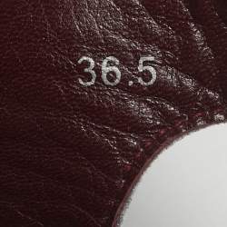 Pre Owned صندل مارك باي مارك جاكوبس سير كاحل مرصع كريستال ساتان رمادي مقاس 36.5