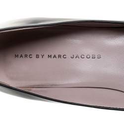 Marc by Marc Jacobs Black Patent Leather Pumps Size 37