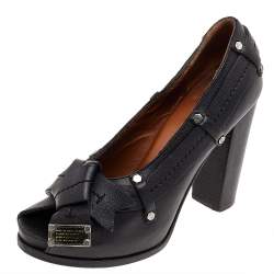 Marc by Marc Jacobs Black Leather Bow Pumps Size 37