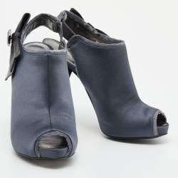 Marc by Marc Jacobs Grey Satin Slingback Sandals Size 37