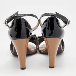Pre Owned Marc by Marc Jacobs Black/Beige Patent Leather Bow Ankle Strap Sandals Size 41