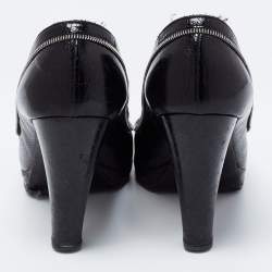 Pre Owned حذاء كعب عالي مارك باي مارك جاكوبس جلد أسود مزين بزهرة بسحاب مقاس 37.5