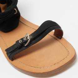 مملوكة مسبقًا Marc by Marc Jacobs Black Suede Ankle Cuff Flat Sandals Size 39