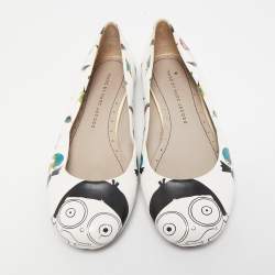 مملوكة مسبقًا Marc by Marc Jacobs White Bird Print Leather Ballet Flats Size 35