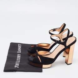 مملوكة مسبقًا Marc by Marc Jacobs Black Suede Block Heel Sandals Size 39.5