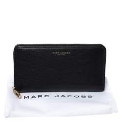Pre Owned Marc Jacobs Black Leather Zip Around Wallet