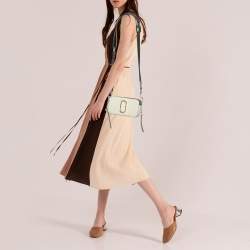 Marc Jacobs Beige/Black Patent Leather Snapshot Crossbody Bag