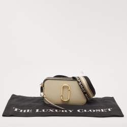 Marc Jacobs Beige/Black Patent Leather Snapshot Crossbody Bag