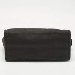 Pre Owned Marc Jacobs Black Canvas Medium The Tote Bag