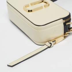 Pre Owned Marc Jacobs Cream/Black Patent Leather Snapshot Camera Crossbody Bag
