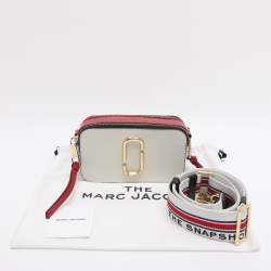 مملوكة مسبقًا حقيبة كروس كاميرا مارك جاكوبس بيج جلد لامع