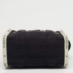 مملوكة مسبقًا Marc Jacobs The Tote Small Black/Off White Canvas Bag