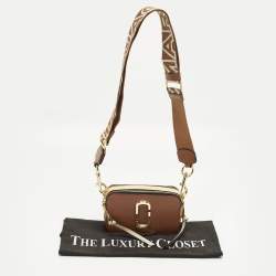 مملوكة مسبقًا Marc Jacobs Snapshot Multicolor Patent Leather Camera Bag