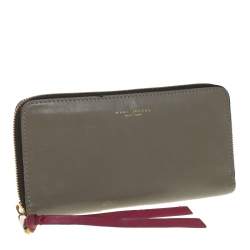 Pre Owned Marc Jacobs Khaki Green Leather Zip Around Wallet