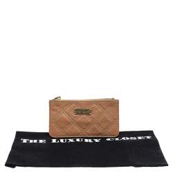 Marc Jacobs Beige Quilted Leather Wallet