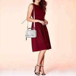 Pre Owned Marc Jacobs Silver Leather The Box 20 Top Handle Bag