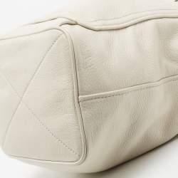Marc Jacobs Off White Leather Crossbody Bag