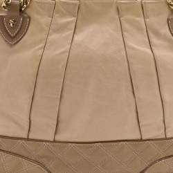 Pre Owned Marc Jacobs Beige Leather Mix Quilted Classic East-West Tote Bag