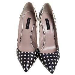 Marc Jacobs White / Black Printed Python Pointed Toe Pumps Size 39