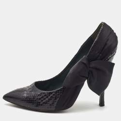 Marc Jacobs Black Snakeskin and Satin Side Bow Pointed Toe Pumps Size 39.5