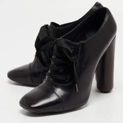 Marc Jacobs Black Leather Ankle Boots Size 38.5