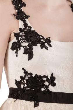 Marchesa Notte Cream Floral Lace Embellished Applique Detail Scoop Neck Sleeveless Dress M