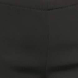 Pre Owned بنطلون مارني محبوك قصير باللون الأسود مقاس صغير - سمول