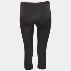 Pre Owned بنطلون مارني محبوك قصير باللون الأسود مقاس صغير - سمول