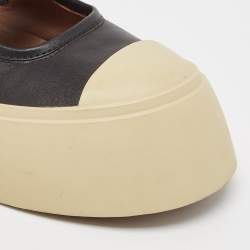 Marni Black/Cream Leather and Rubber Mary Jane Flats Size 36