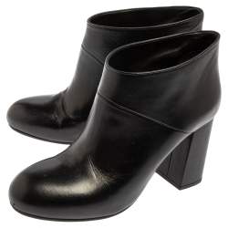 Pre Owned  Marni Black Leather Round Toe Booties Size 37