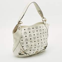 مملوكة مسبقًا MCM White Visetos Coated Canvas and Leather Buckle Hobo