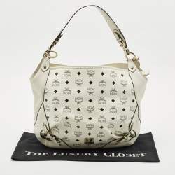 مملوكة مسبقًا MCM White Visetos Coated Canvas and Leather Buckle Hobo