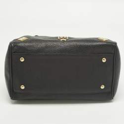 Pre Owned حقيبة إم سي إم ساتشل جلد أسود بسحاب صغيرة