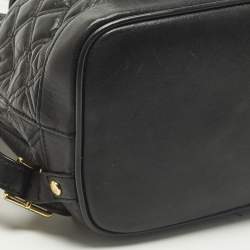 مملوكة مسبقًا حقيبة ظهر إم سي إم برباط جلد مبطن أسود مرصعة