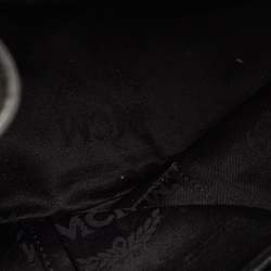 Pre Owned حقيبة باكت إم سي إم سوداء قماش فيزيتوس مقوى وجلد دانتيل