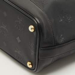 مملوكة مسبقًا حقيب ة يد إم سي إم فيسيتوس نايلون سوداء بسحاب علوي