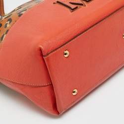مملوكة مسبقًا MCM Heritage Brown/Orange Leopard Print Coated Canvas Leather Shopper Tote