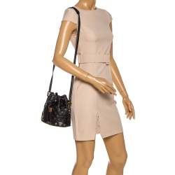 Pre Owned MCM Black Leather Drawstring Shoulder Bag