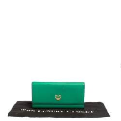 Pre Owned MCM Green Leather Milla Long Trifold Wallet