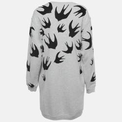 Pre Owned فساتين رداء سويدي من مجموعة إم سي كيو باي أليكسندر مكوين مكسوة بطيور رمادي مقاس كبير