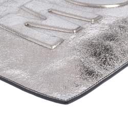 Pre Owned MCQ by Alexander McQueen Metallic Silver Leather Wristlet Clutch