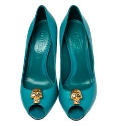 Pre Owned Alexander McQueen Blue Leather Crystal Embellished Skull Detail Peep Toe Platform Pumps Size 37