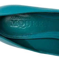 Pre Owned Alexander McQueen Blue Leather Crystal Embellished Skull Detail Peep Toe Platform Pumps Size 37