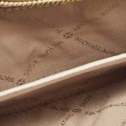 Pre Owned Michael Kors Cream Leather Jet Set Travel Compact Wallet