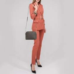 Pre Owned Michael Kors Brown Signature Coated Canvas Medium Jet Set Travel Dome Crossbody Bag