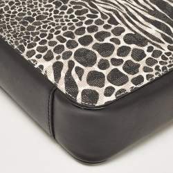 Pre Owned Michael Kors Black/White Printed Faux Leather Ginny Camera Crossbody Bag