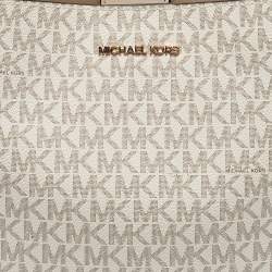 Pre Owned Michael Kors Off Signature White Coated Canvas and Leather Medium Pratt Bucket Bag