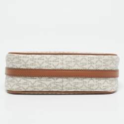 Pre Owned Michael Kors White/Brown Signature Coated Canvas and Leather Jet Set Charm Pochette Bag